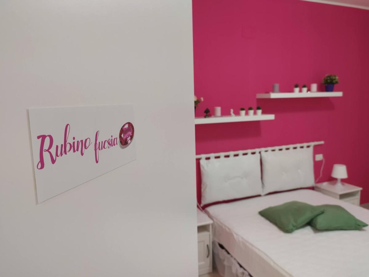 פסקרה Maison Floria Locazione Turistica מראה חיצוני תמונה
